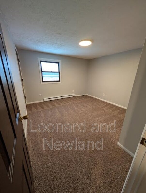 Building Photo - 216 Patricia Dr