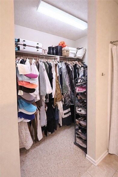 Building Photo - 114 Forest Dr Loop