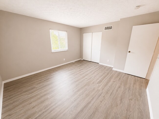 Building Photo - 55 Ramsey Dr
