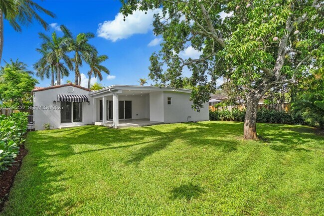 Building Photo - 1617 Washington St