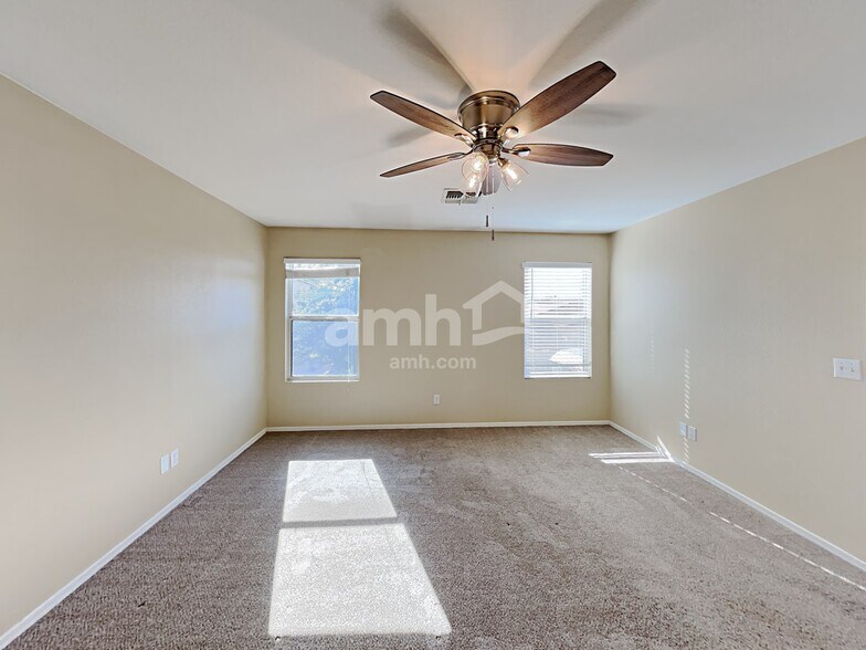 Building Photo - 360 E Atlas Cedar Pl