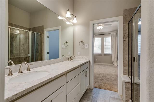 Building Photo - 1237 Pebblebrook Dr