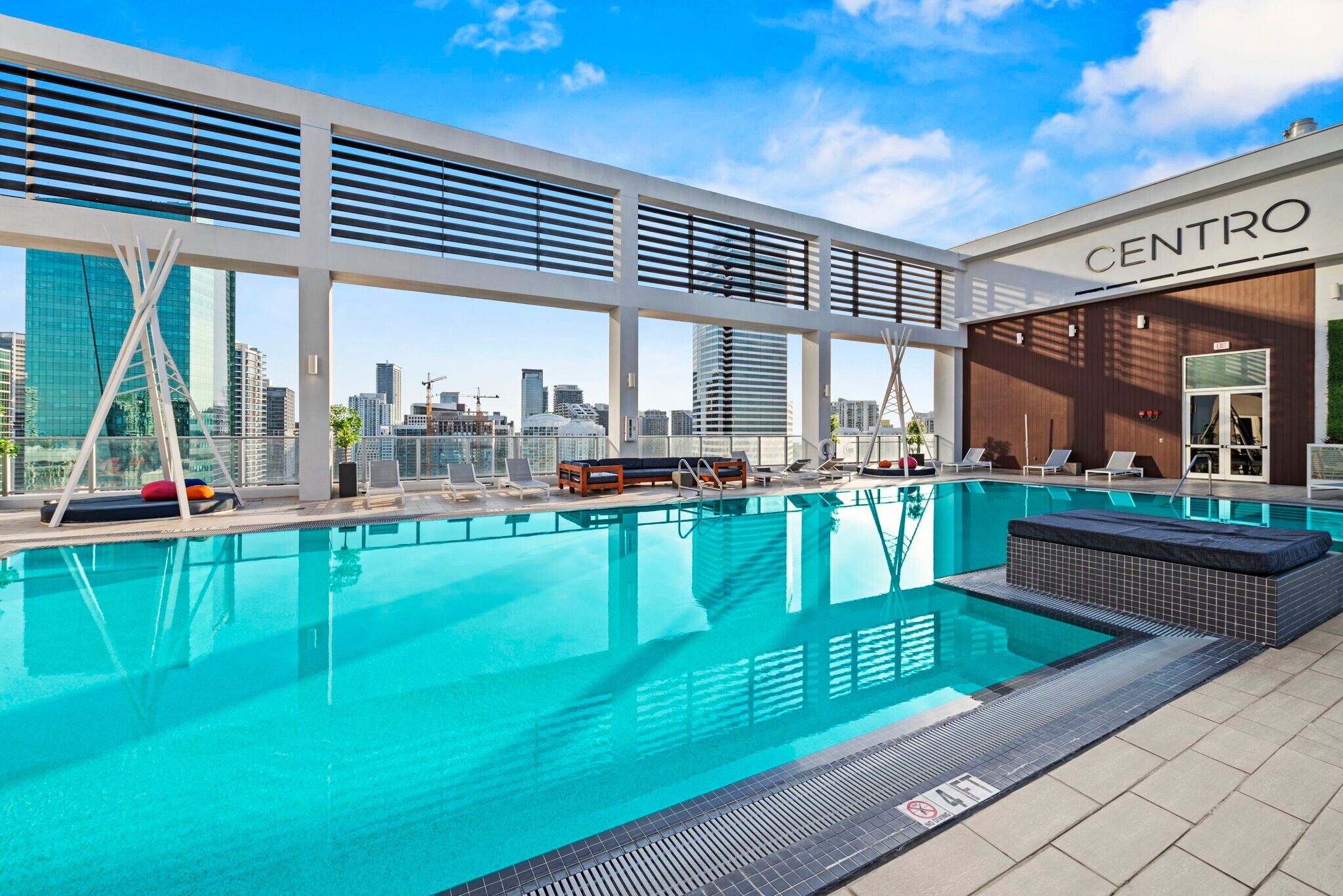 Building Photo - 151 SE 1st St