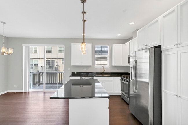 Building Photo - 478 Woodmoor Dr