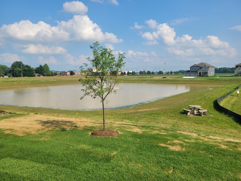 Building Photo - 1381 Turner Trace Pl S