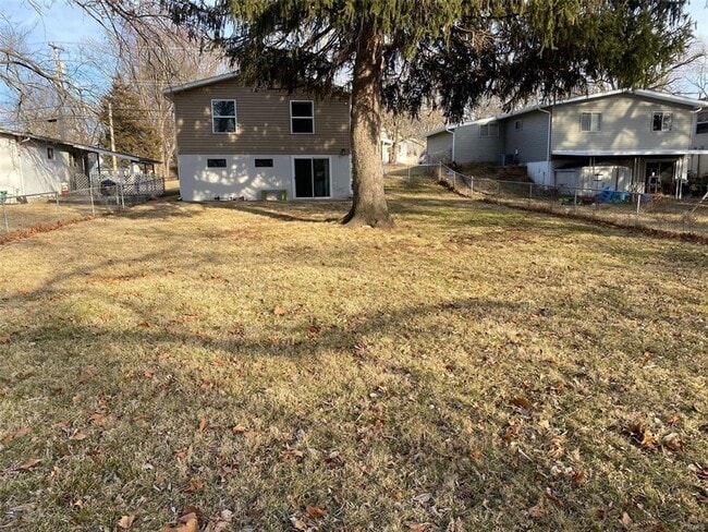 Building Photo - 7 Edgeworth Ave