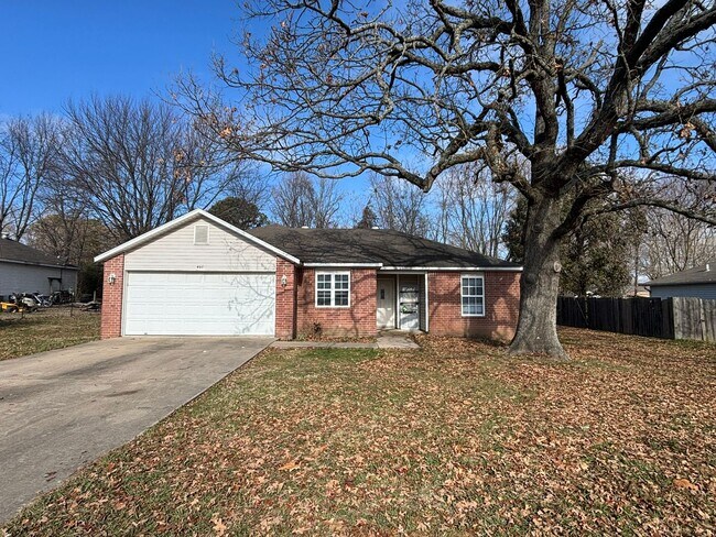 Primary Photo - 3 Bedroom 2 Bathroom House for Rent in Lincoln, Arkansas!