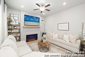 Building Photo - 1020 Vista View Dr