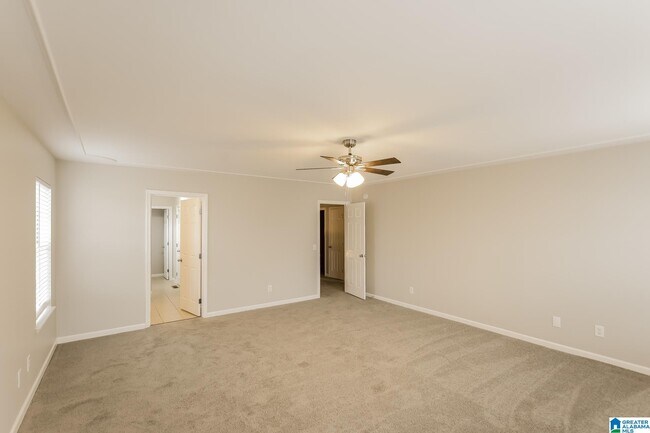 Building Photo - 1205 Riverford Dr