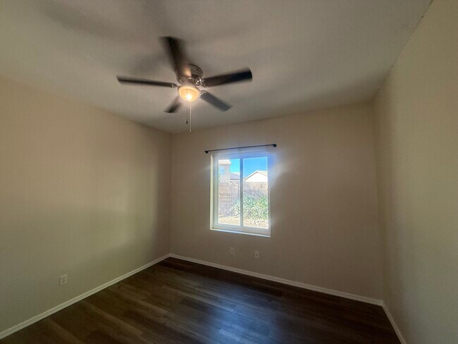 Building Photo - 8984 N Clover Way