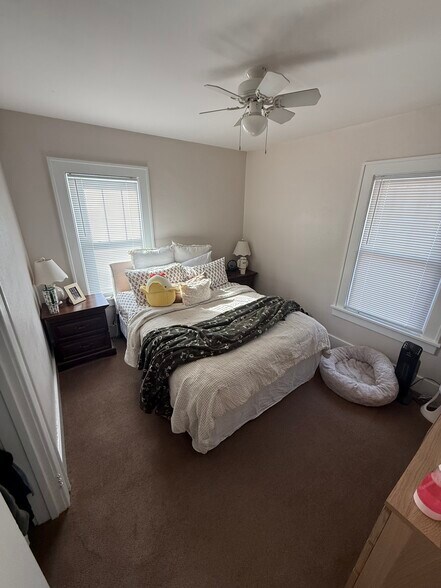 Building Photo - 2827 Wood St