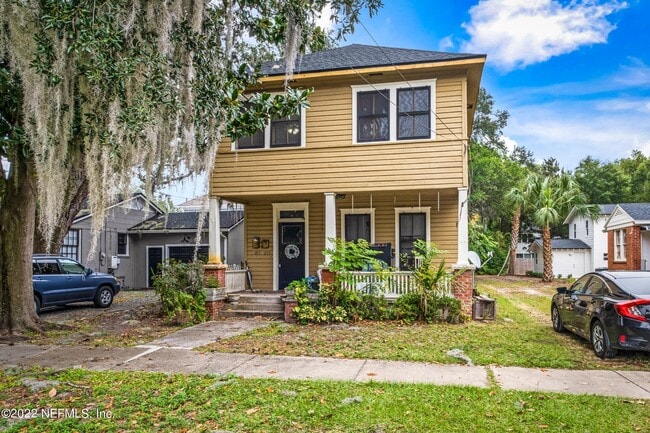 Primary Photo - 1511 Belmonte Ave
