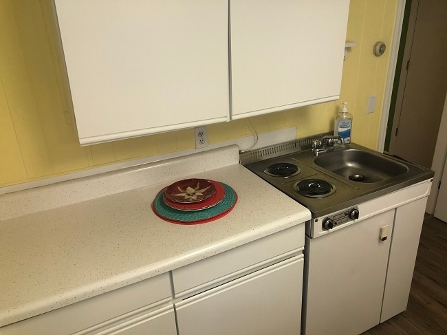 Building Photo - 663 Essex St