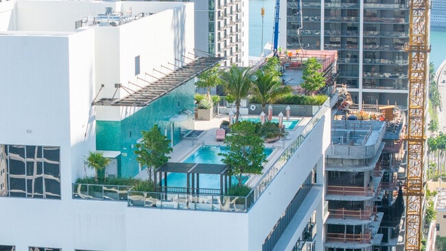 Building Photo - 698 N Miami Ave