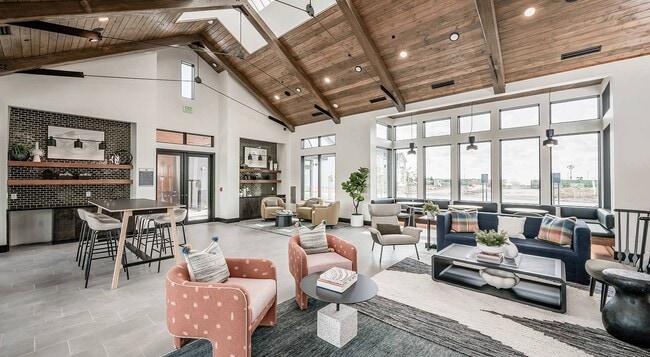 Building Photo - 10503 Peek Rd