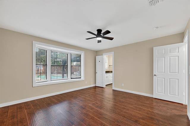 Building Photo - 2816 Pinehurst Dr
