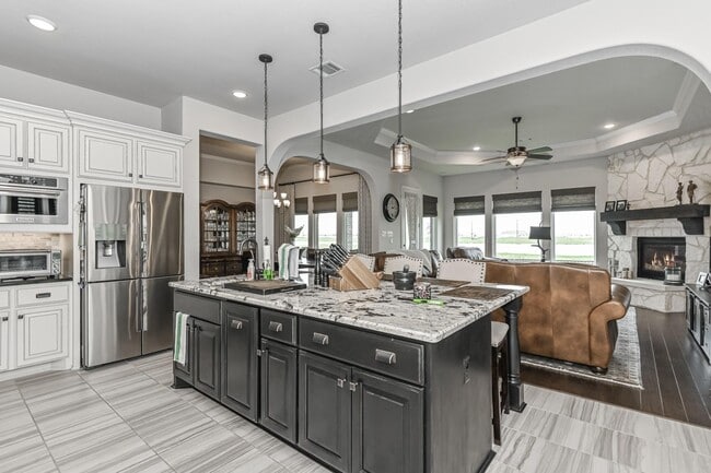 Building Photo - 6110 Meadow Bluff Ct