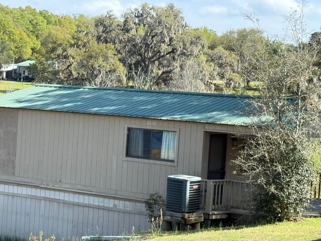 Building Photo - Mother in law