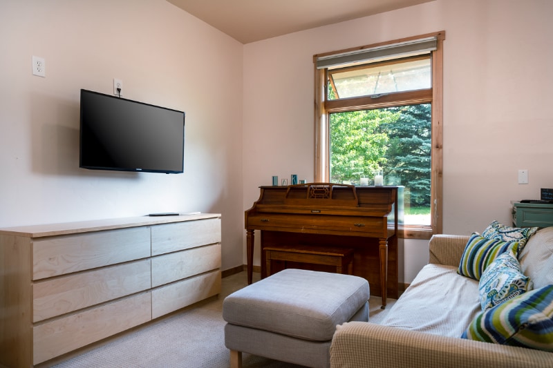 Building Photo - 23 Lilac Ln