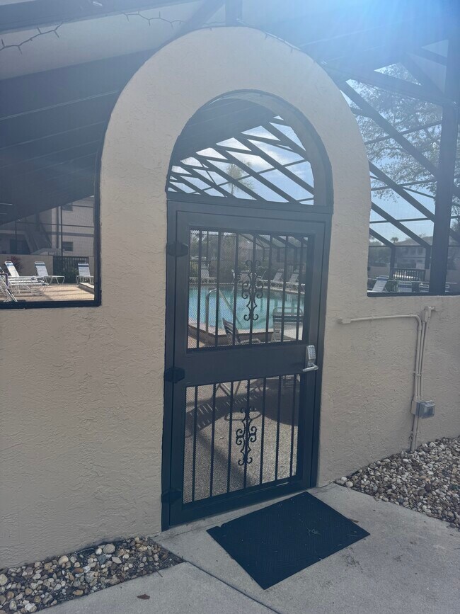 Building Photo - 19505 Quesada Ave