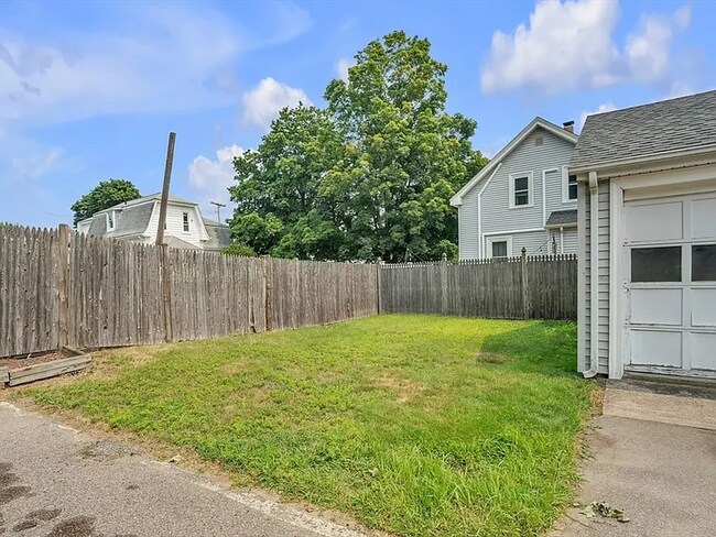 Building Photo - 9 Leonard St