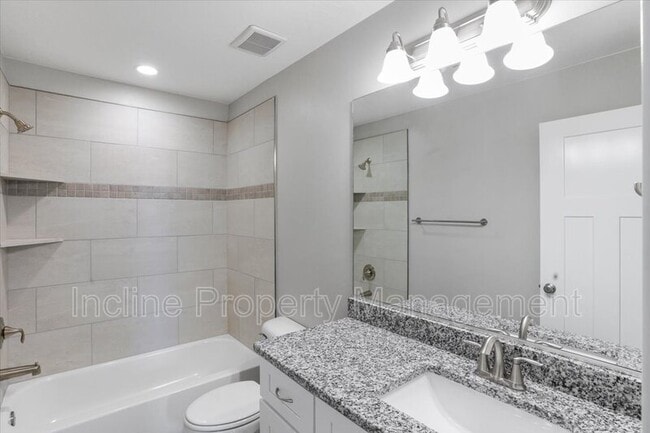Building Photo - 2261 Tonaquint Dr