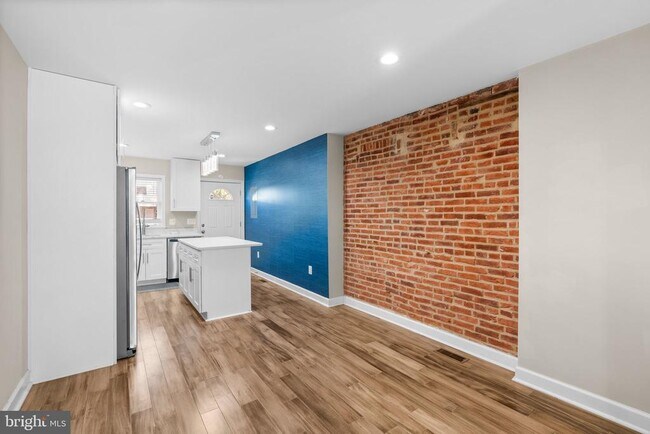 Building Photo - 1162 Nanticoke St