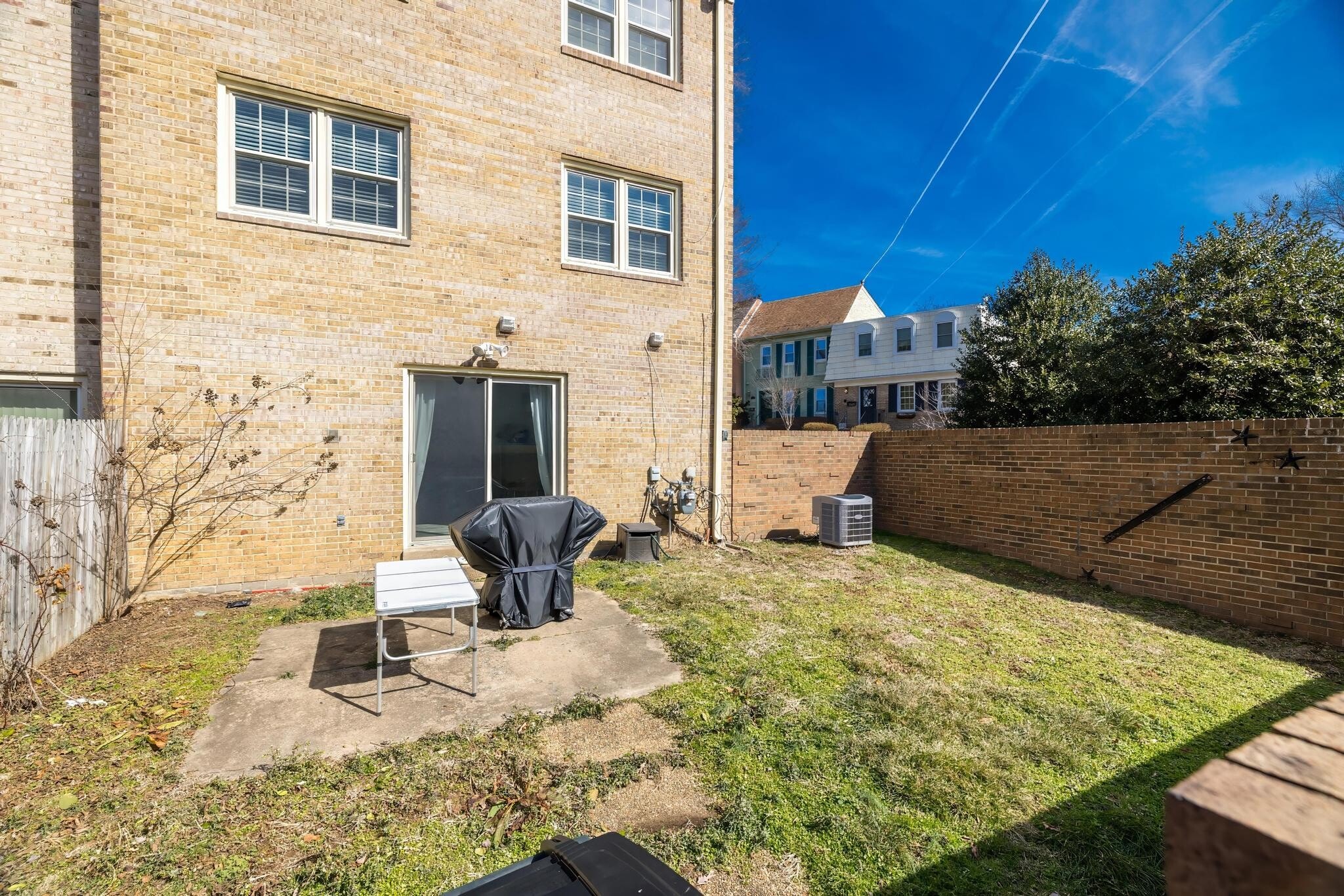 Building Photo - 7349 Eldorado Ct