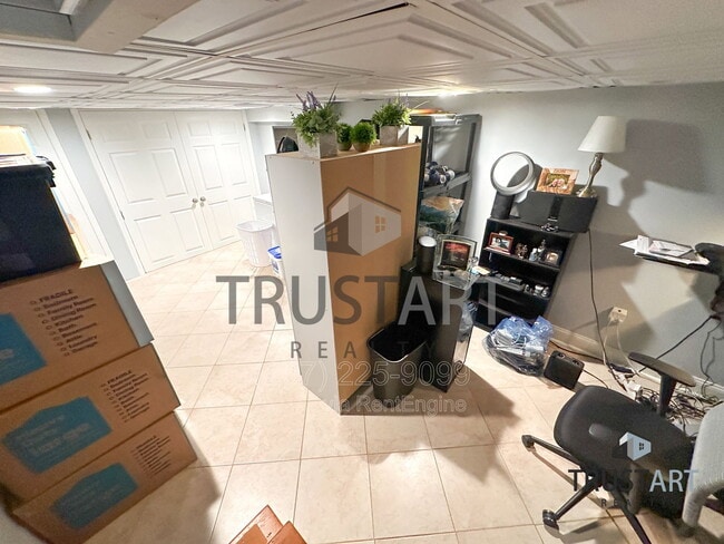 Building Photo - 4850 Smick St