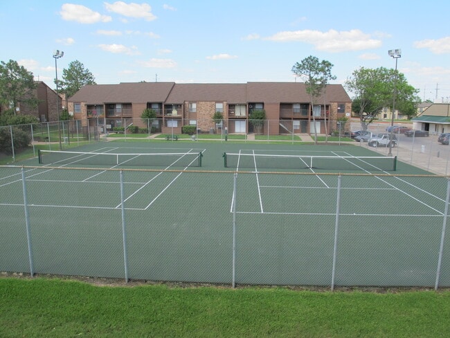 Building Photo - College Station, 1 bedroom / 1 bath condo - Cripple Creek Condos