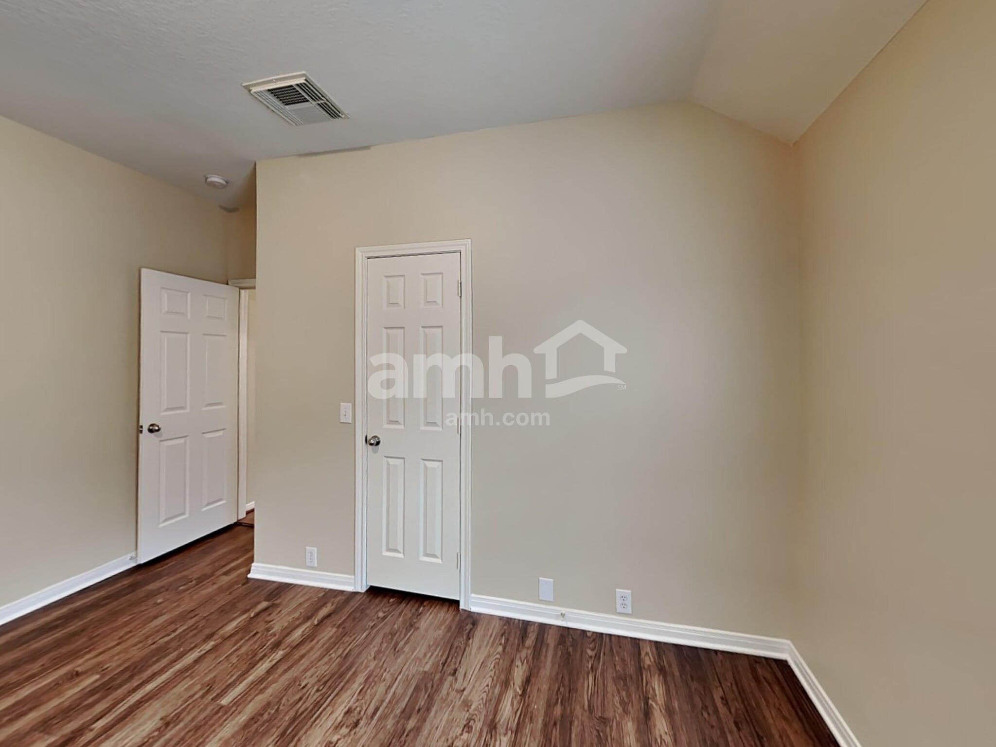 Building Photo - 8812 Sun Haven Ln