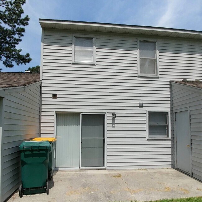 Building Photo - 11C Port West, Swansboro
