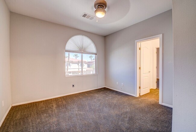 Building Photo - Status: Accepting Applications
