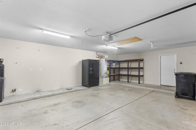 Building Photo - 15623 W Ocotillo Ln