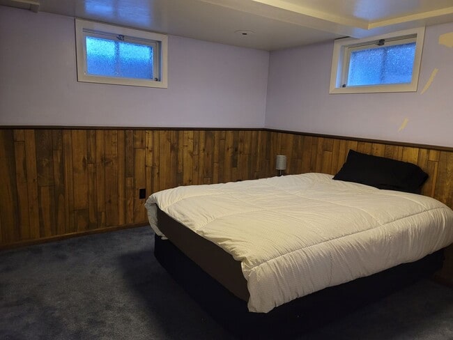 Building Photo - 6117 Shannon Ave