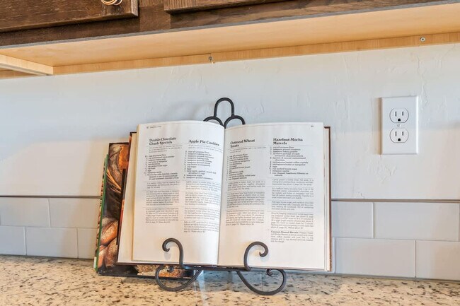 Building Photo - 3806 Winged Dove St