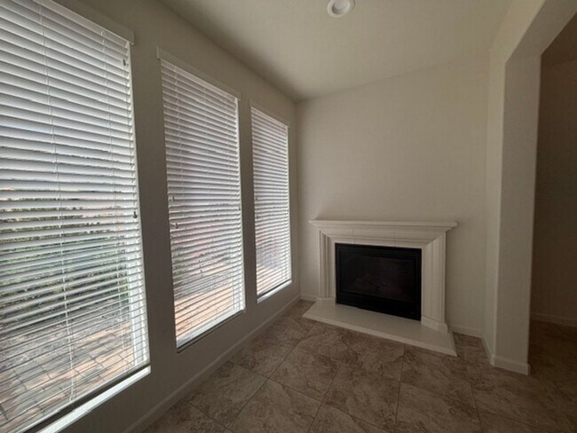 Building Photo - Reno Rental Finders - 9225 Sassafras Trail Reno, NV 89523