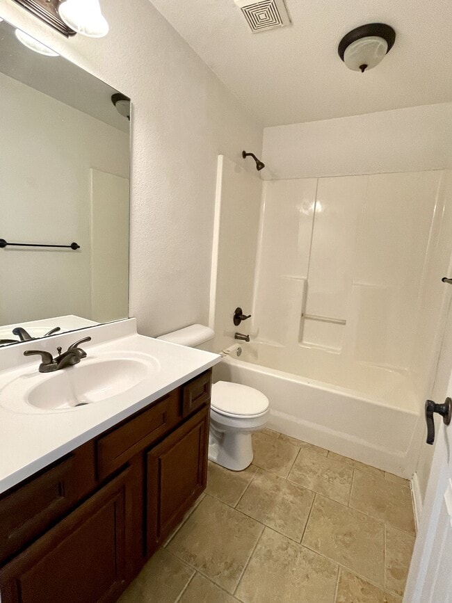 Building Photo - 4811 Mill Creek Dr