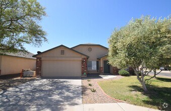 Building Photo - Beautiful remodeled 4 bedroom home!