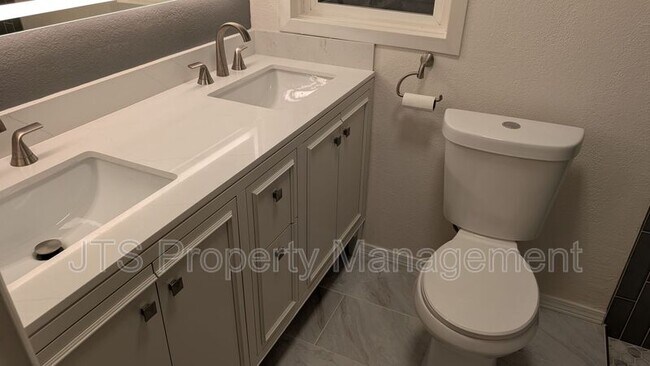 Building Photo - 3107 Del Paso Blvd