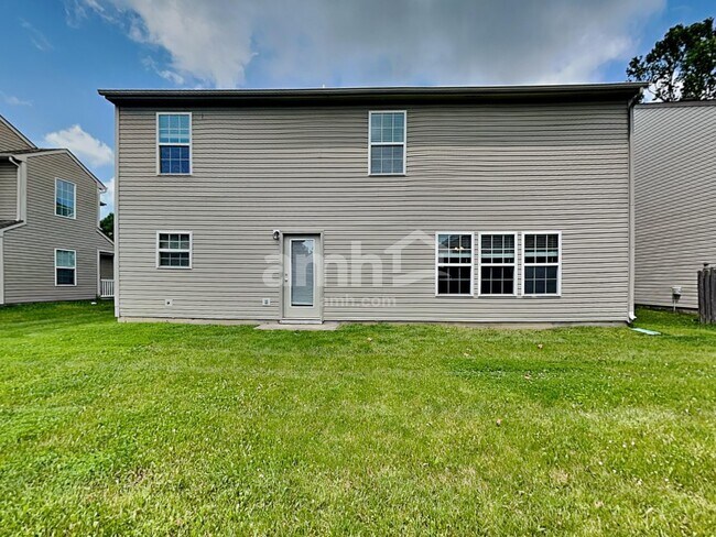 Building Photo - 16765 Yeoman Way