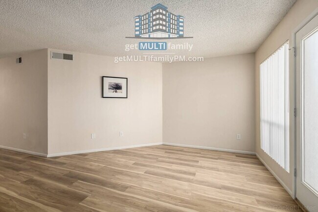 Building Photo - 11640 N 51st Ave