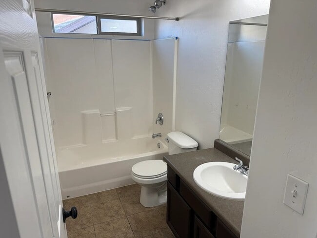 Building Photo - Beautiful Home in Lehi Traverse Mountain on Quiet Cul De Sac