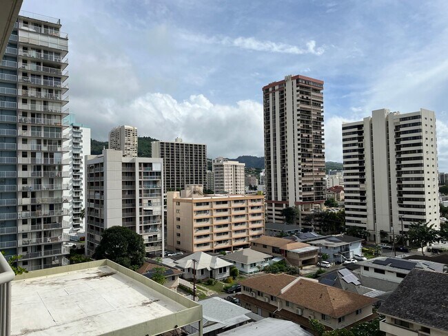 Building Photo - Village Maluhia - 2 bedrooms, 1 bath unit ...