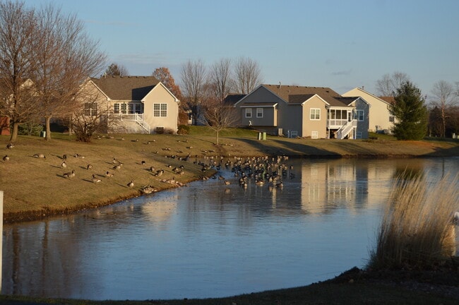 Building Photo - 225 W Washington St