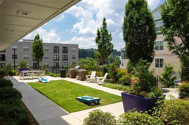 Building Photo - 306 Ardmore Cir NW