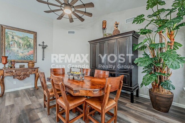 Building Photo - Furnished Home on 2.5 Acres – Your Escape Awaits!