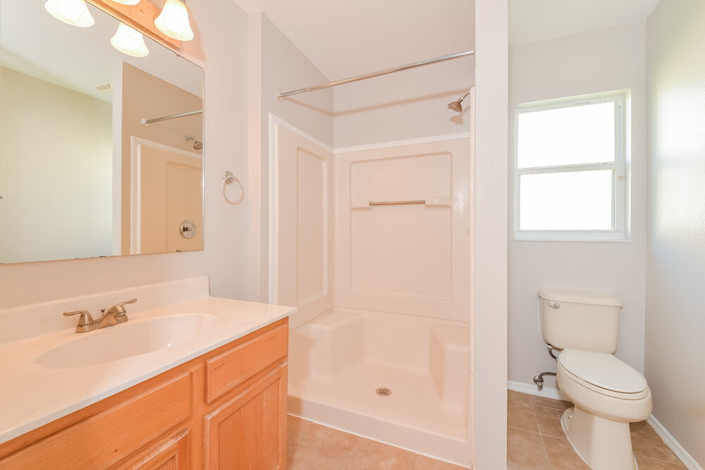 Building Photo - 4042 Banbury Cir