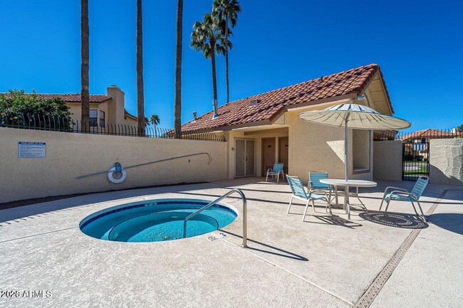 Building Photo - 9145 E Jenan Dr