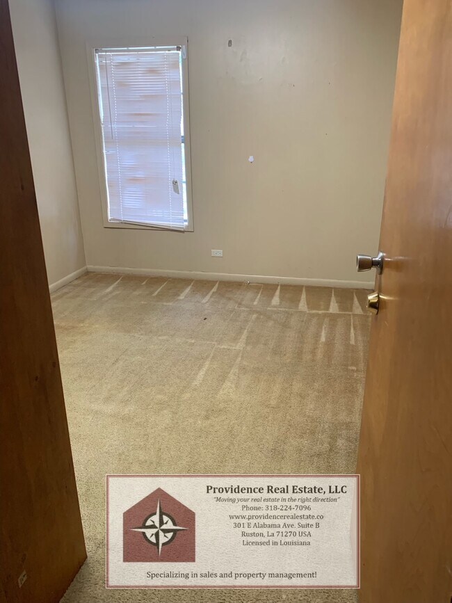 Building Photo - 1201 Gains Ave